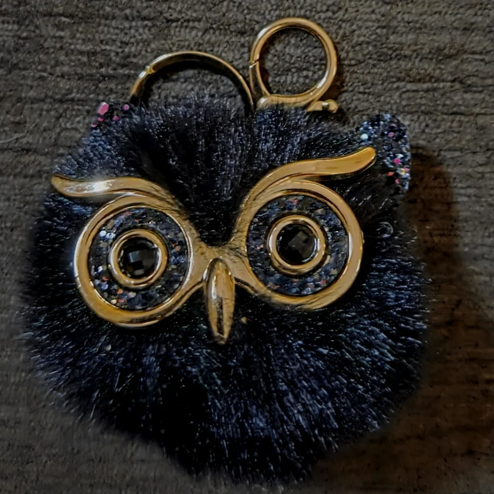 Black Fluffy‎ Owl Fur Pom Pom Keychain Faux Fur Black Pink Silver Eyes NWT